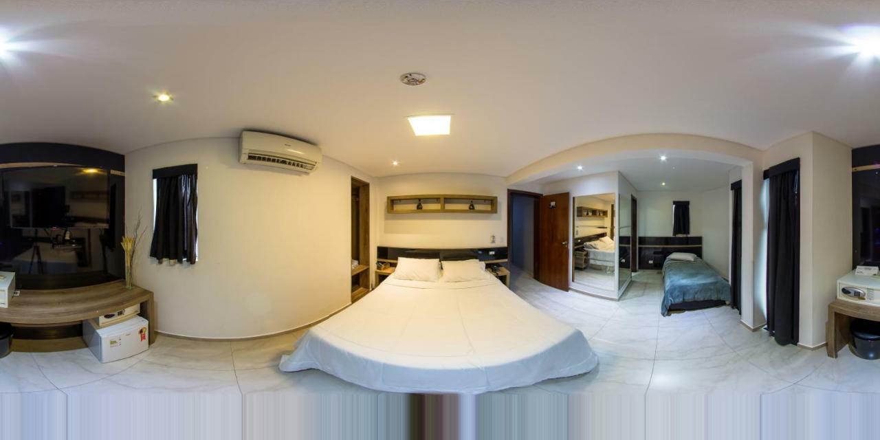 Hollyster Hotel Pinhais Extérieur photo
